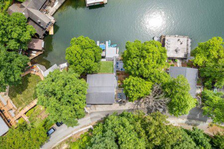 2885f6bd 94bb 4582 a714 33907c250570.jpg